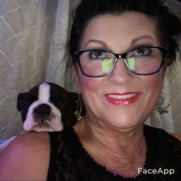 Meet your Posher, Pamela - Picture 5 of 7